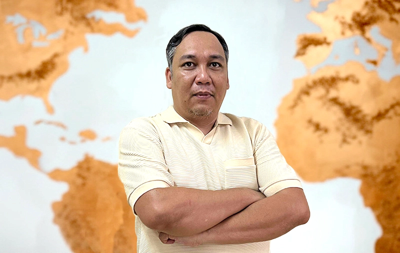 Mark Mendoza
